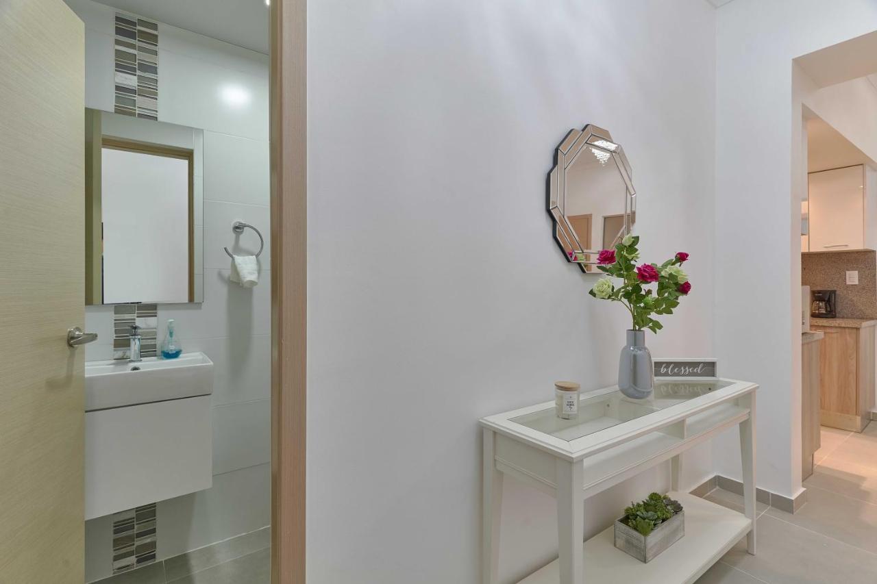 Dom. Rep. Exclusive 2 Bed Apt. Evaristo Morales Santo Domingo Zewnętrze zdjęcie