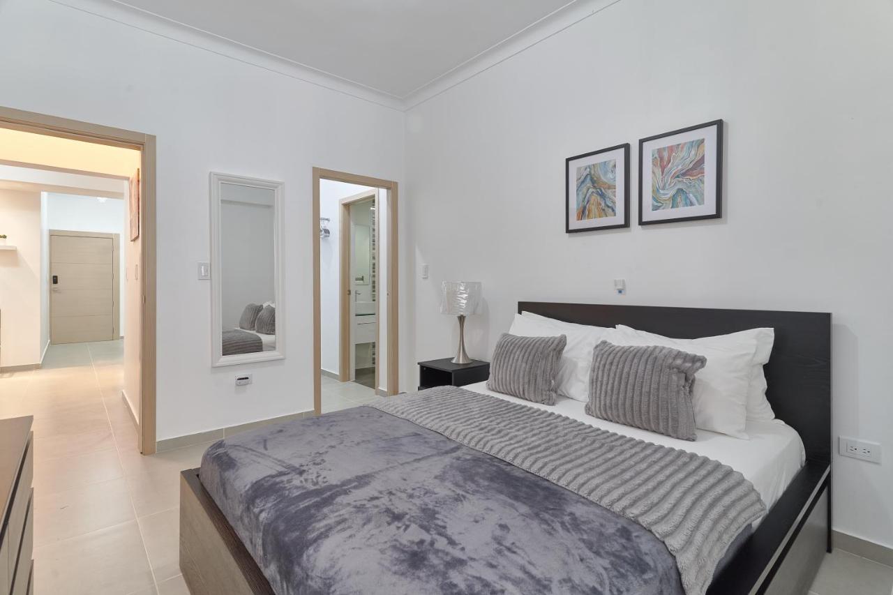Dom. Rep. Exclusive 2 Bed Apt. Evaristo Morales Santo Domingo Zewnętrze zdjęcie